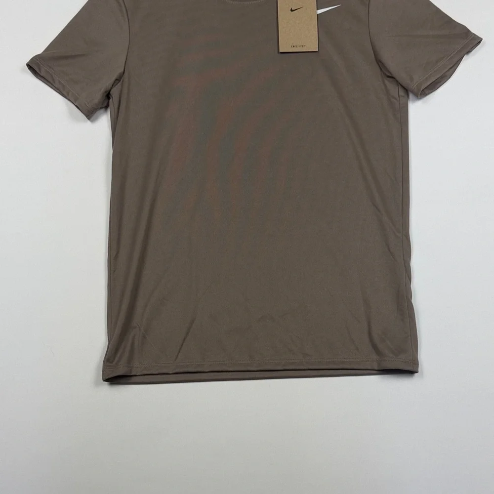 Nike Short Sleeve Brown Tee Women’s NWT